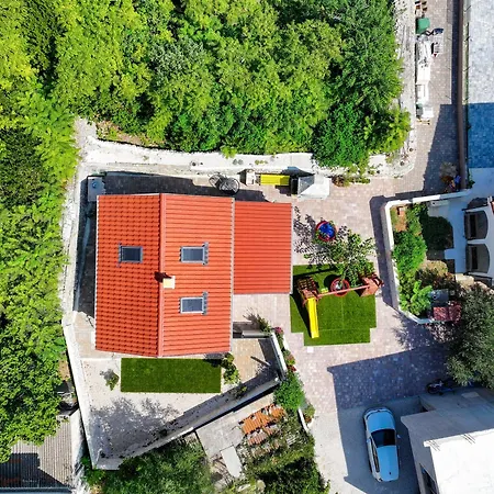 House For A Perfect Island Vacation